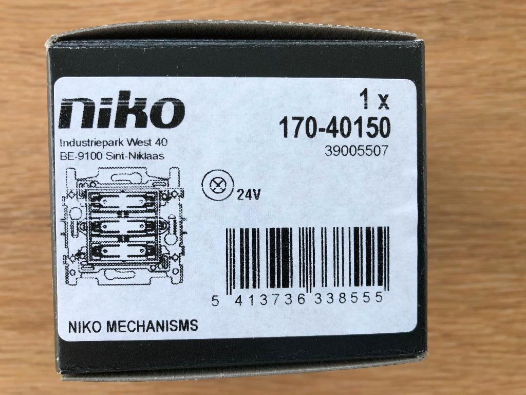 Niko 4 voudig schakelaar  170-40150, Enlèvement, Neuf, Interrupteur