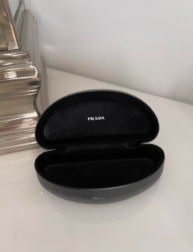 Bril case Prada, Handtassen en Accessoires, Zonnebril, Prada, Zwart, Ophalen of Verzenden
