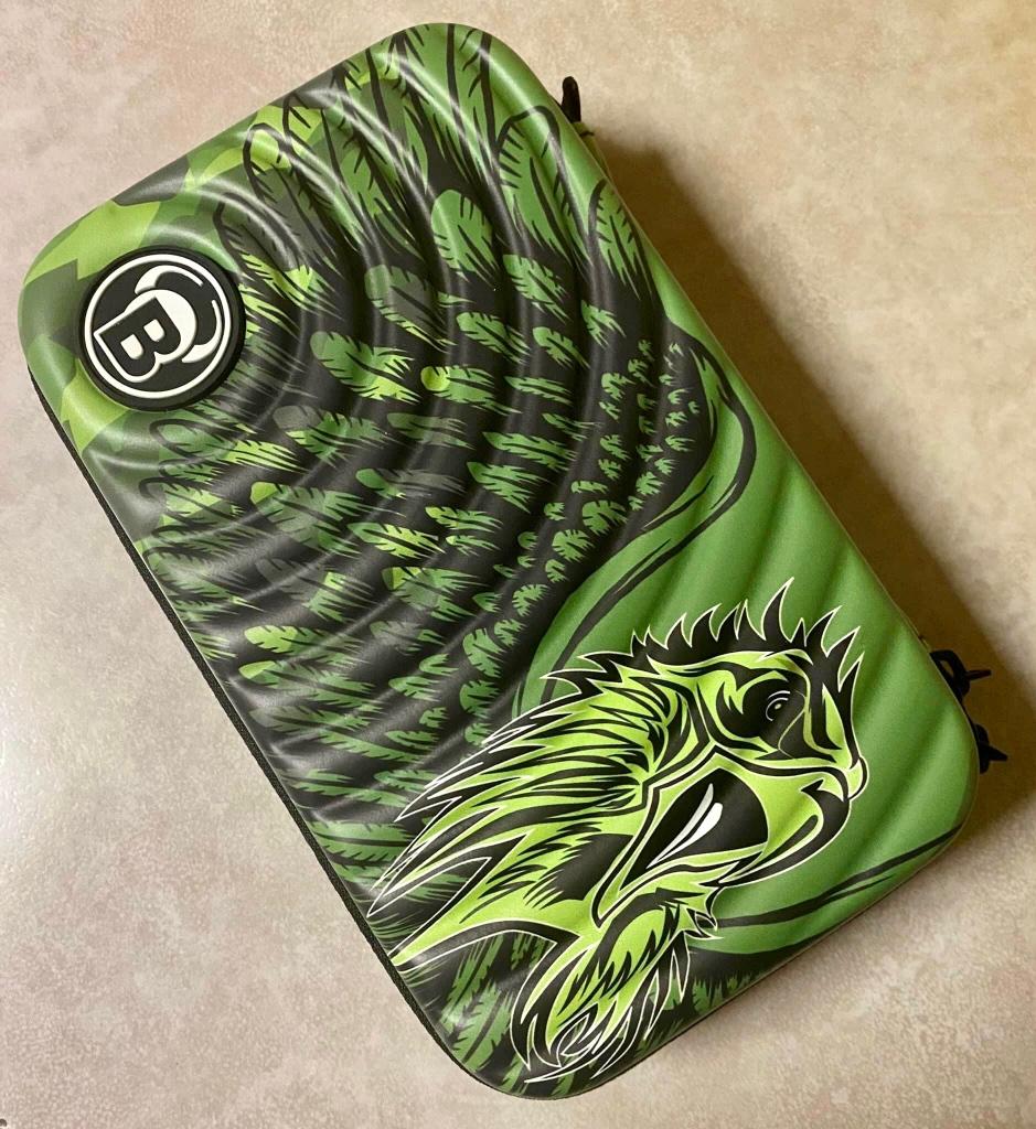 Darts case XL, volledig gevuld met opzetstukken en flyers, Ophalen of Verzenden