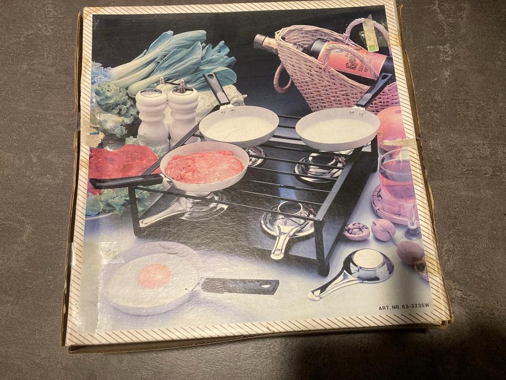 Gourmet set 4 personen ongebruikt, Ophalen