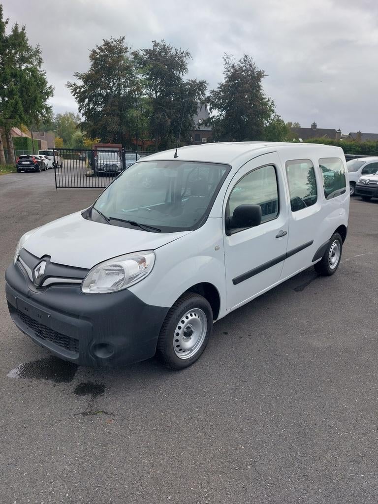 RENAULT KANGOO 1.5DCI MAXI 2019 56000KM À 6500€ HORS TVA, Autos, Camionnettes & Utilitaires, Entreprise, Achat, ABS, Airbags, Bluetooth
