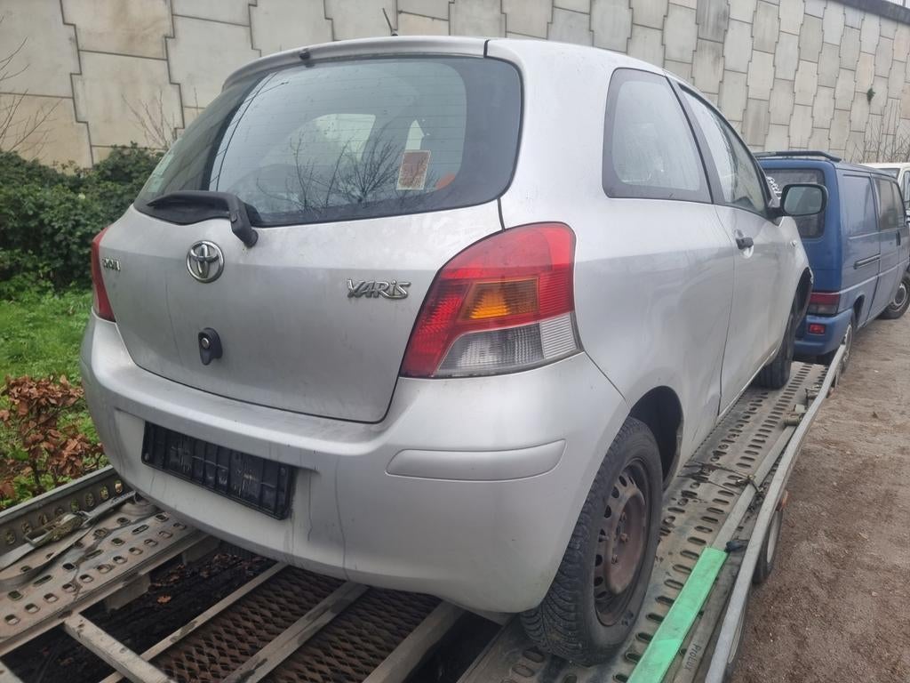 Toyota Yaris 2009 te koop in onderdelen, Ophalen, Toyota