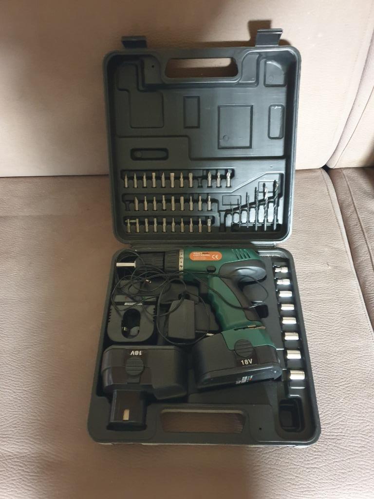 Perceuse visseuse avec forets sans fil neuve 18 v, Bricolage & Construction, Outillage | Foreuses, Enlèvement, Comme neuf, Perceuse