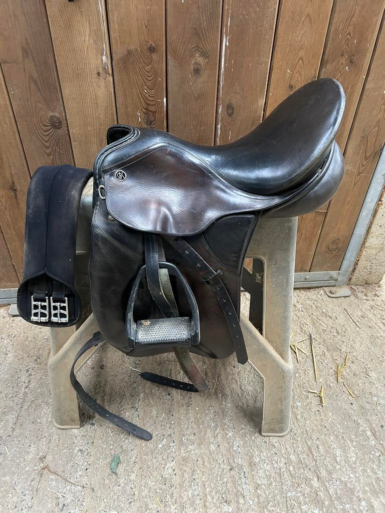 Selle Kieffer complète 17 pouces dressages LD Professional, Animaux & Accessoires, Enlèvement