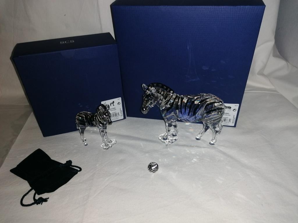 Swarovski zebra Amai en jong met pin, Enlèvement ou Envoi