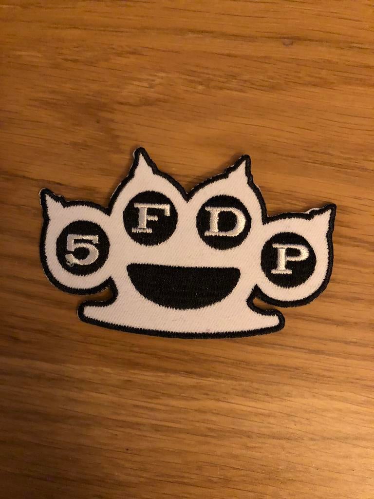 5FDP - FIVE FINGER DEATH PUNCH patch (8 euro exp. comp.), Enlèvement ou Envoi, Neuf