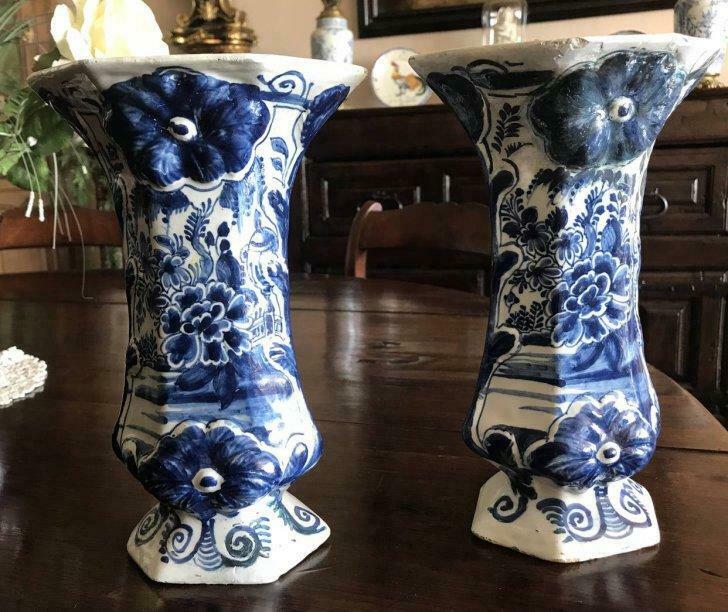 Paire de vases Delft XVIIIème s (Les 3 cloches), Antiquités & Art