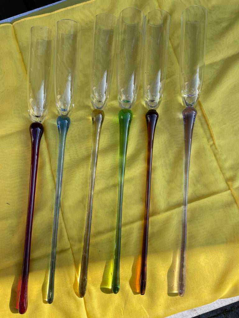 6 coupes à champagne avec tige colorée, Enlèvement