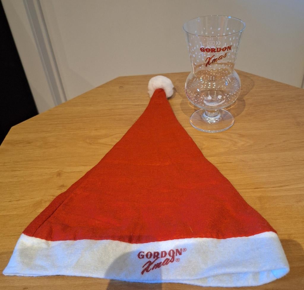 Set van 1 kerstmuts en 1 glas Gordon X-mas (biermerk), NIEUW, Enlèvement ou Envoi, Neuf