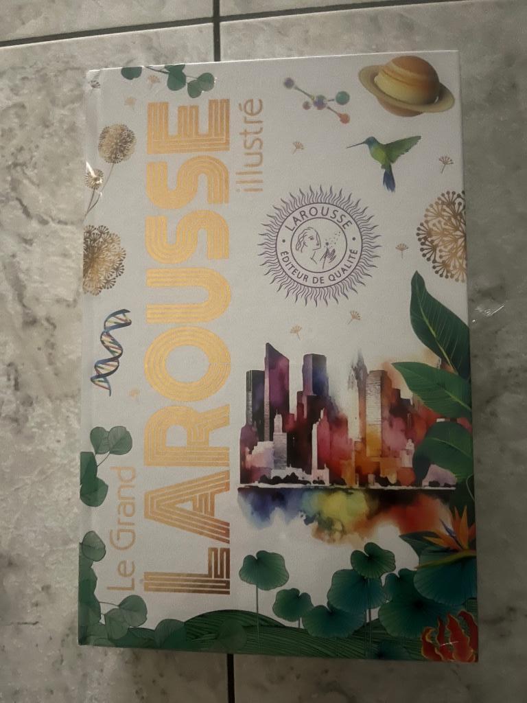 30€.Grand LAROUSSE illustré 2025 :neuf: toujours emballé., Neuf, Larousse, Enlèvement, Français