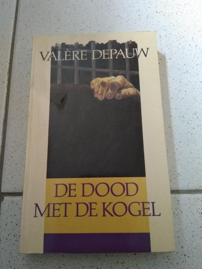 Boek 'De dood met de kogel' - Valère Depauw, Boeken, Ophalen of Verzenden