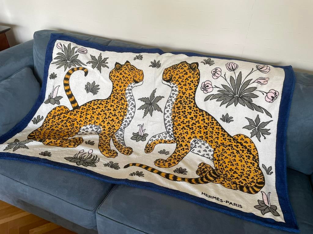 Drap de bain Hermès, Enlèvement, Hermès