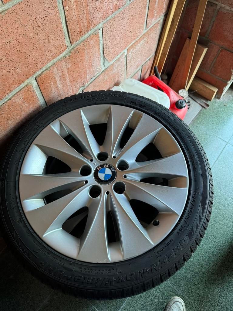 Banden te koop, Ophalen, 17 inch, All Season, Band(en)