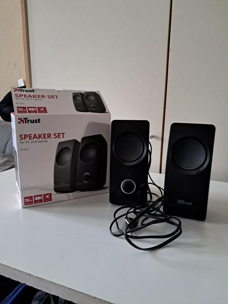 Speakerset Trustremo 2.0, Ophalen, Zo goed als nieuw