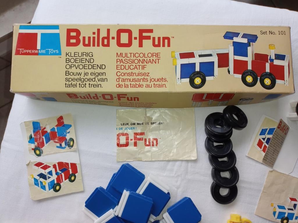 VINTAGE  TUPPERWARE TOYS, Enlèvement