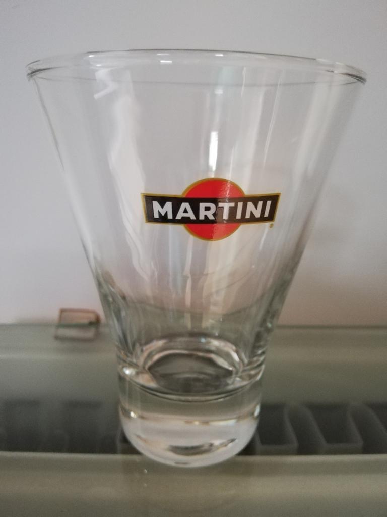 Verres de Martini, Enlèvement, Comme neuf