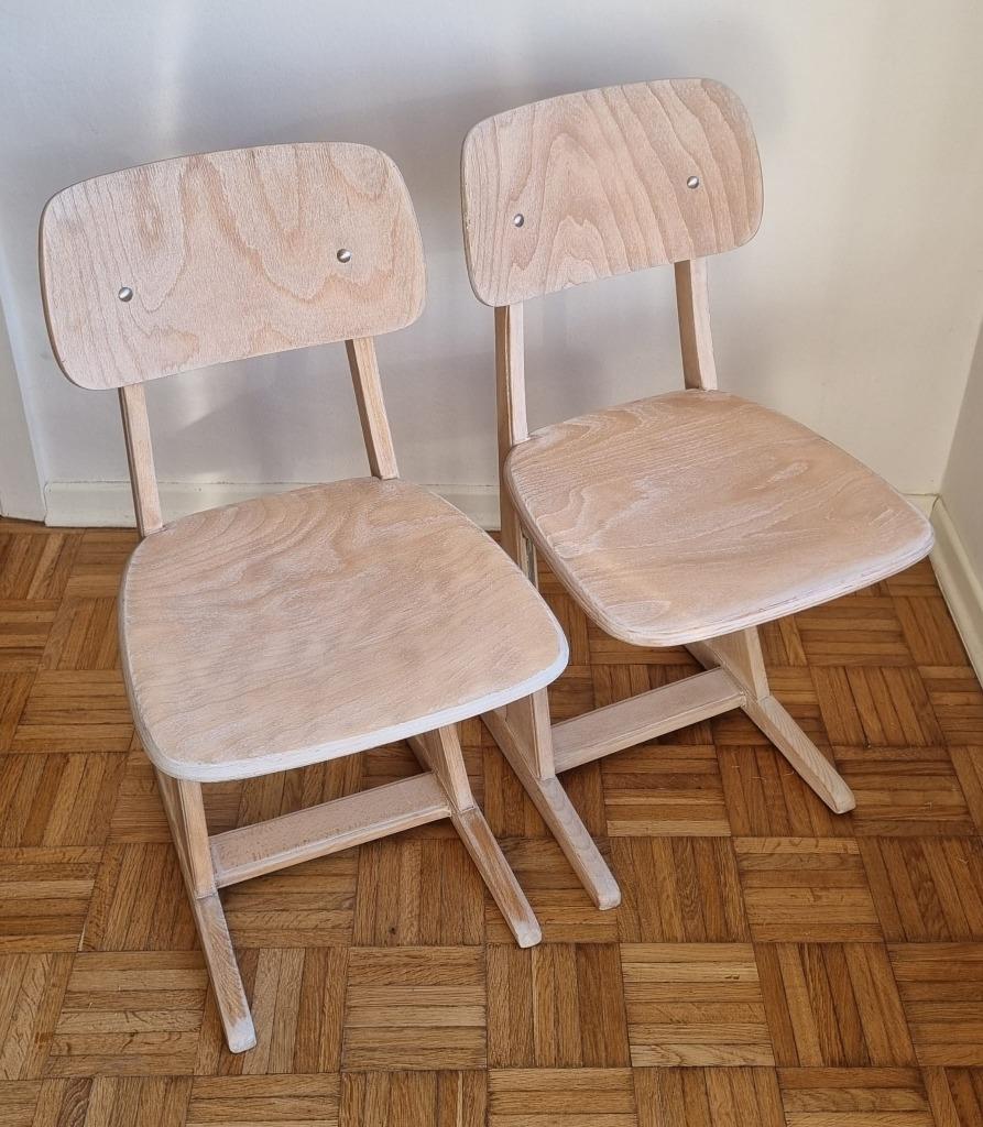 Kinderstoelen in hout type casala t.v.v. Kinderkankerfonds, Enlèvement, Comme neuf, Chaise(s)