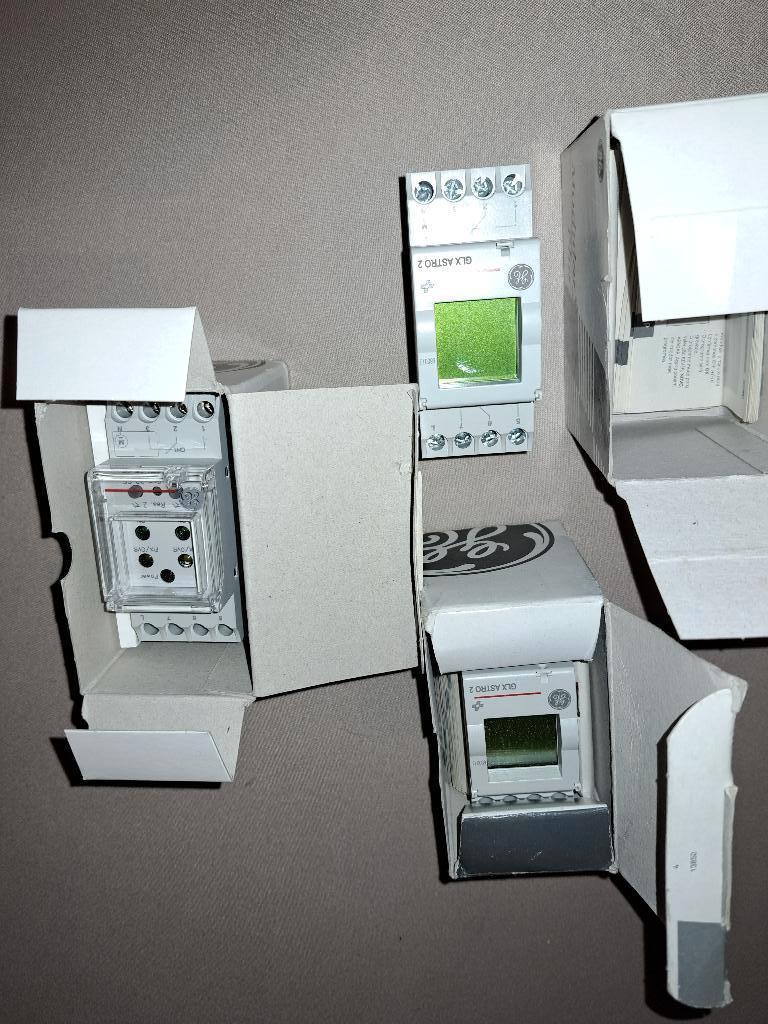 Galax GLX Astro 2 Digitale schakelklok + kanaaluitbreiding, Enlèvement ou Envoi, Neuf