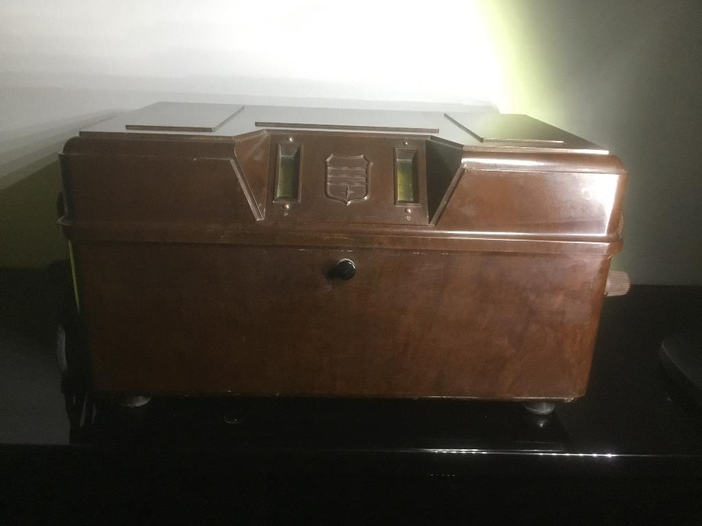 Bakelieten radio Philips, Antiek en Kunst, Antiek | Tv's en Audio, Ophalen of Verzenden