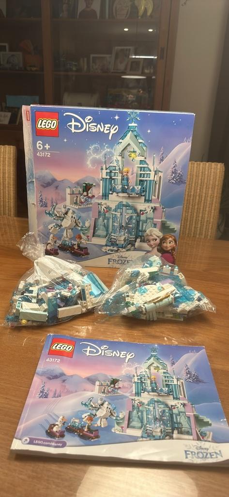 Lego frozen kasteel 43172, Kinderen en Baby's, Speelgoed | Duplo en Lego, Lego, Ophalen of Verzenden, Zo goed als nieuw, Compleet