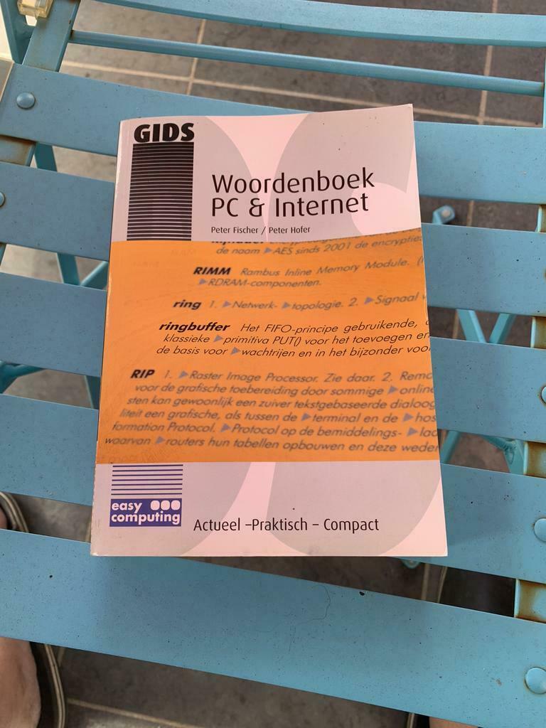 Woordenboek PC & Internet, Boeken, Schoolboeken, Ophalen of Verzenden, Zo goed als nieuw, Overige niveaus, Informatica en Computer