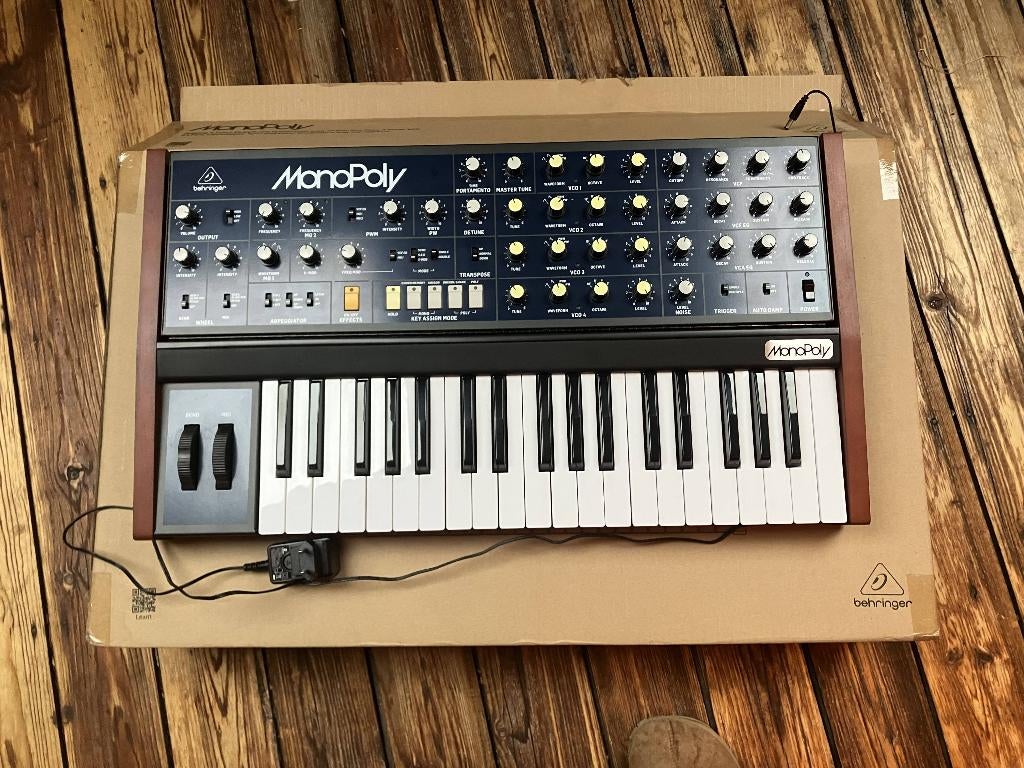 Monopoly Behringer, Musique & Instruments, Enlèvement ou Envoi, Comme neuf