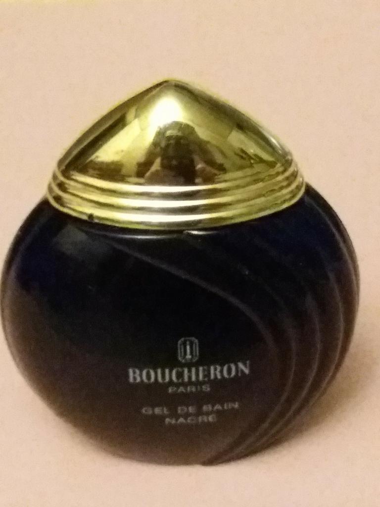 Boucheron gel de bain nacré vintage., Enlèvement ou Envoi, Comme neuf