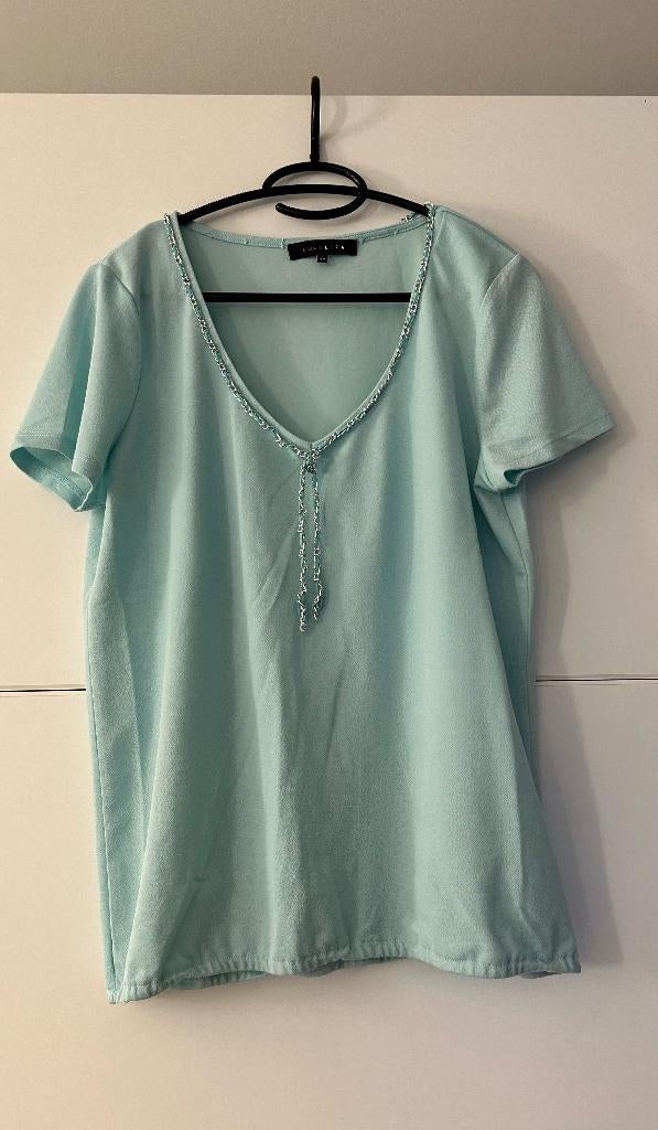 Lola & Liza lichtblauwe T-shirt met korte mouwen en ketting, Taille 42/44 (L), Manches courtes, Enlèvement ou Envoi, Lola & Liza