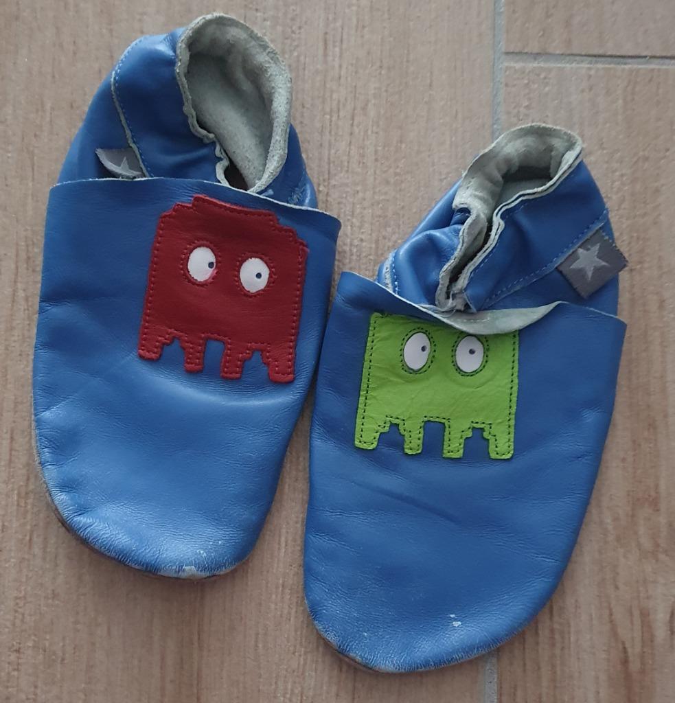 Slippers voor jongens, maat 23-24, Ophalen of Verzenden