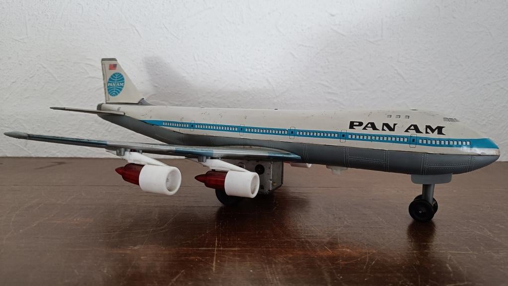 Avion Pan Am japonais vintage en étain., Collections, Enlèvement ou Envoi, Utilisé, Modèle réduit