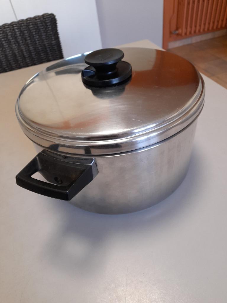 Kookpot Demeyere.diam 25 cm., Ophalen of Verzenden, Gebruikt, Overige materialen