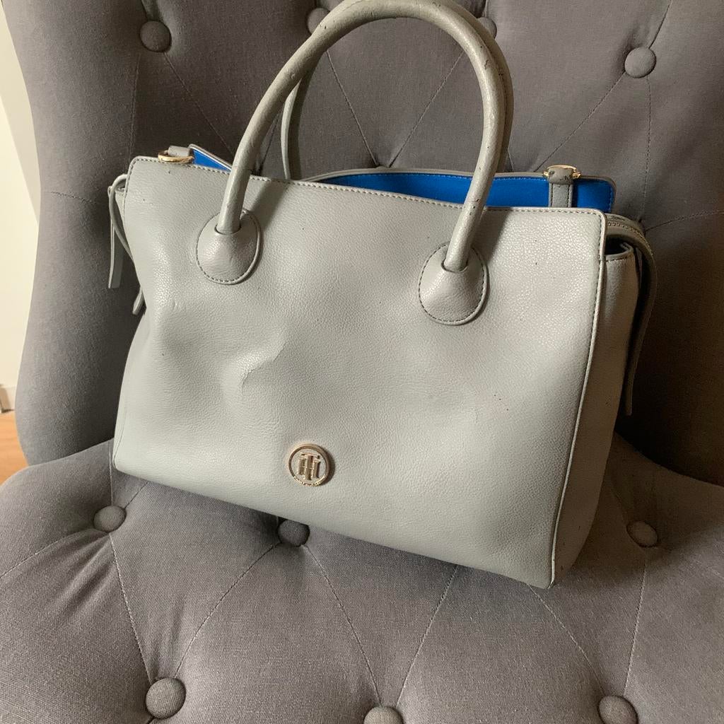 Sac Tommy Hilfiger cuir gris & bleu électrique TH, Enlèvement ou Envoi, Comme neuf, Bleu, Sac à main