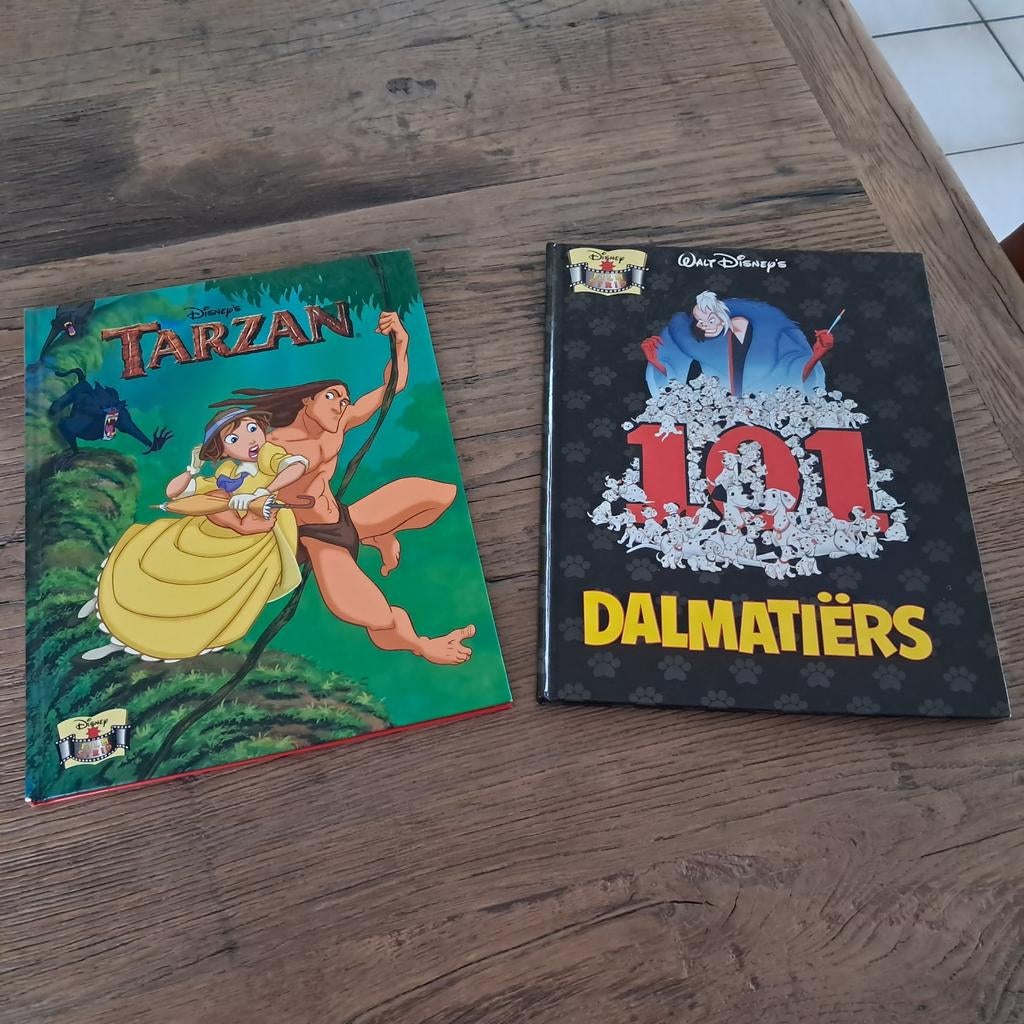2 strips met harde kaft, Ophalen of Verzenden, Gelezen