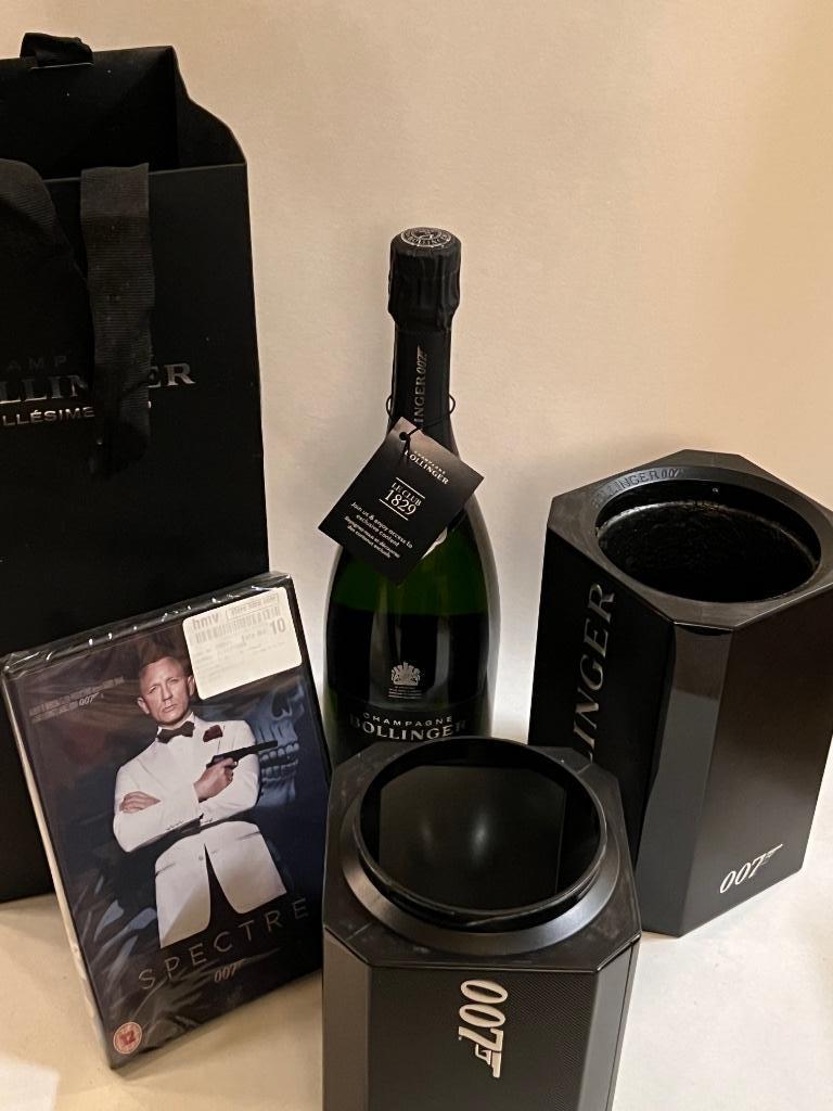 Bollinger James Bond 007 Spectre verzamelbox 2009, Collections, Vins, Neuf, Champagne, France, Pleine, Enlèvement ou Envoi