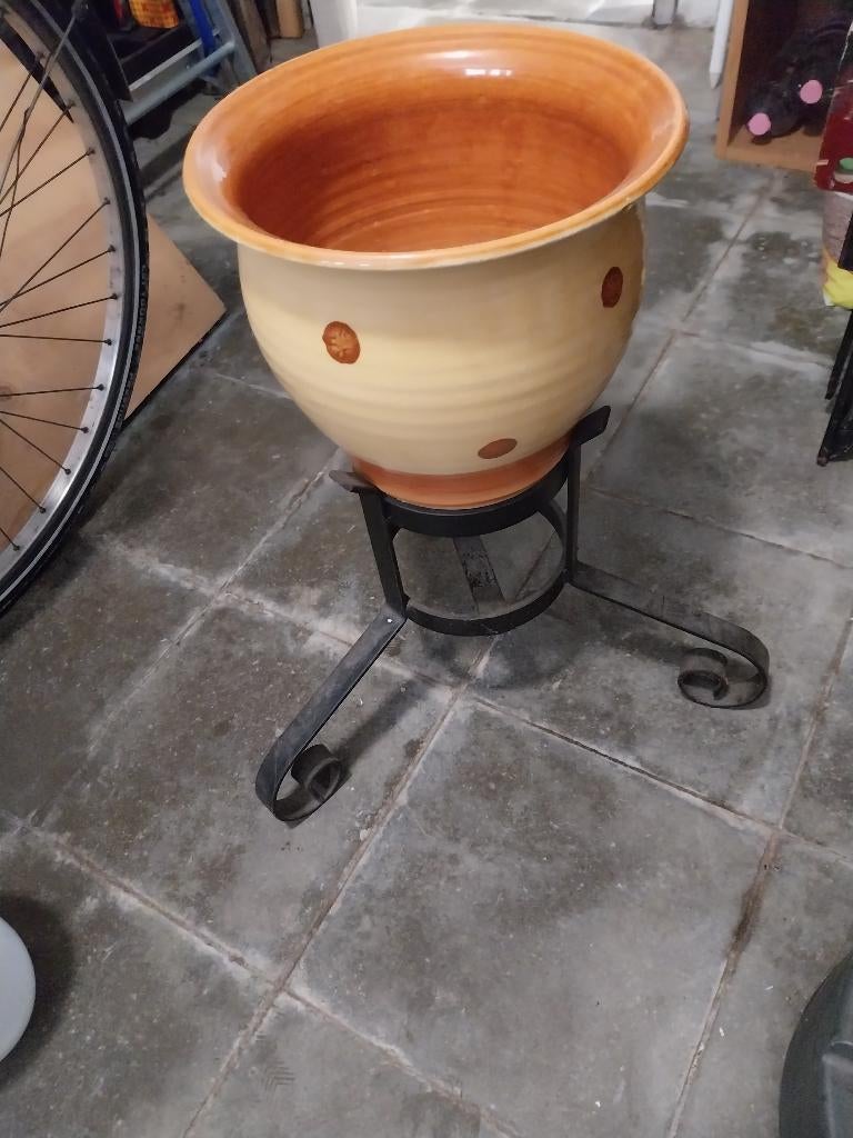 bloempot, Tuin en Terras, Ophalen, Overige materialen, Gebruikt, Rond