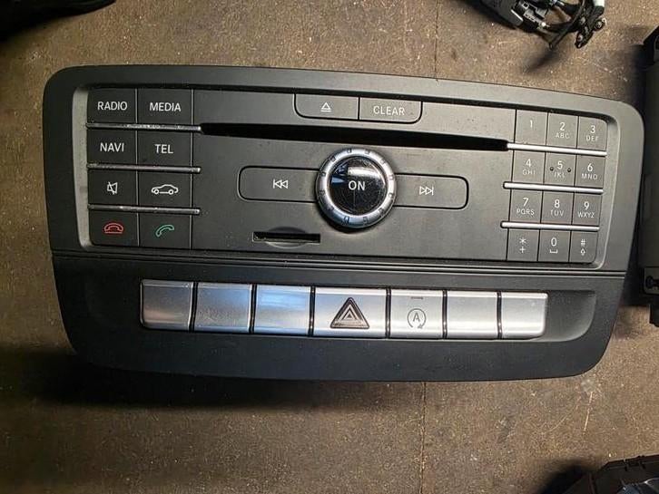 autoradio gps mercedes, Enlèvement, Utilisé