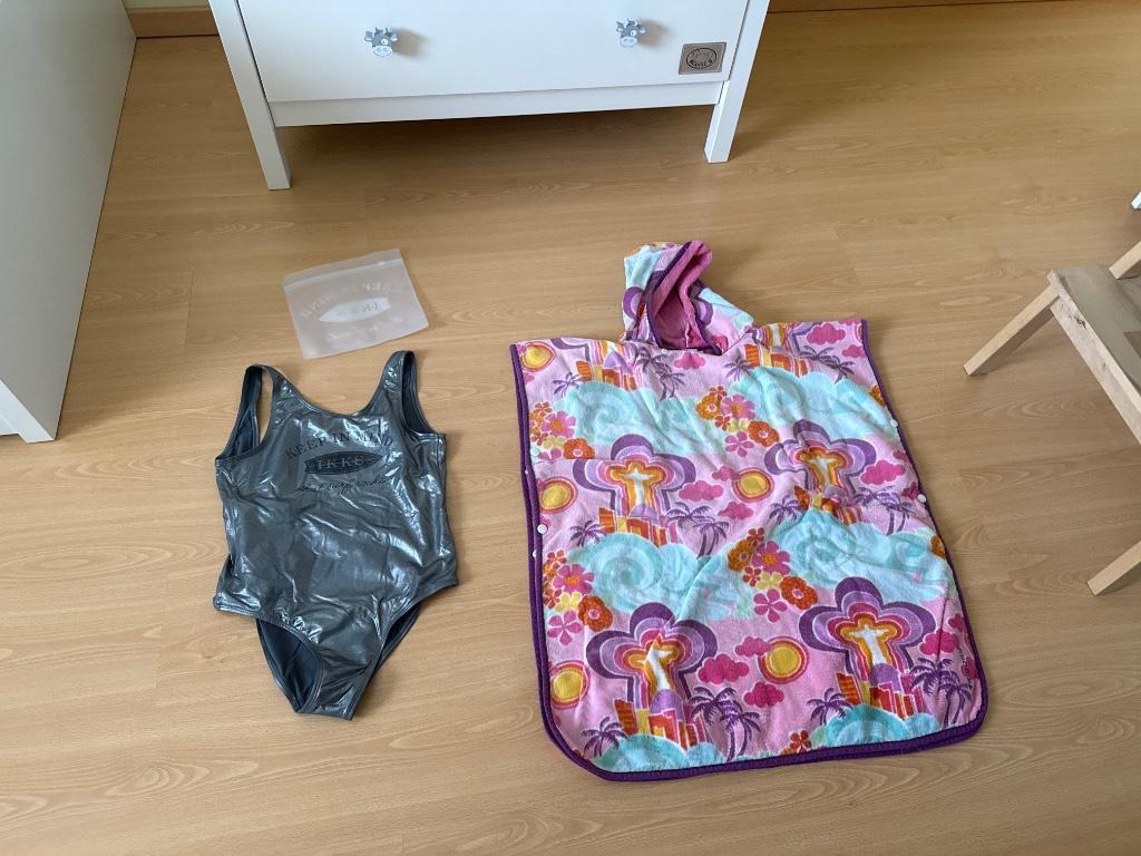 Maillot fille 164 poncho, Enlèvement ou Envoi, Utilisé, Fille