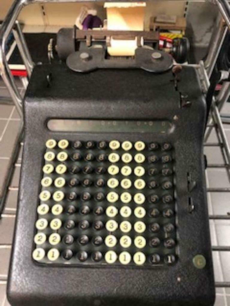 Rekenmachine antiek, Ophalen