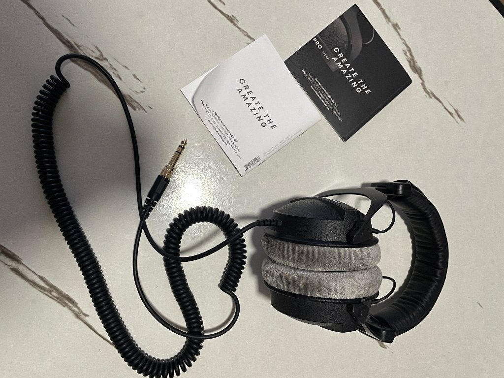 Beyerdynamic DT 770 Pro (250 Ohm) — Comme neuf !, TV, Hi-fi & Vidéo, Beyerdynamic, Enlèvement ou Envoi, Surround, Studio / DJ
