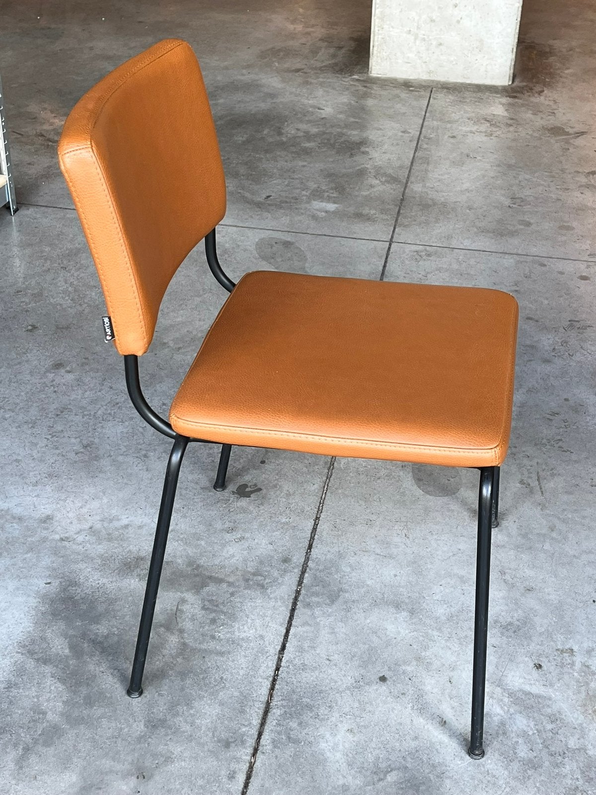 Tables et chaises, Enlèvement, Comme neuf