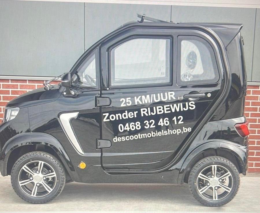 Volledig nieuwe elektrische brommobiel TTZ invalide wagen, Ophalen of Verzenden, Zo goed als nieuw, 46 km of meer