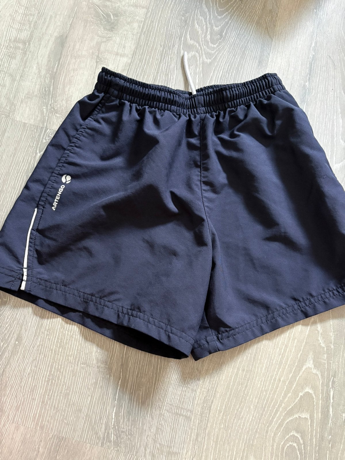 Tennisshort Argento (decathlon) 10 jaar, Sports & Fitness, Tennis, Enlèvement, Comme neuf