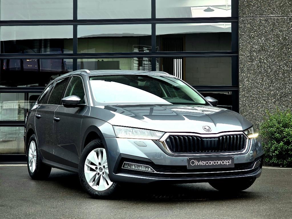 Skoda Octavia 1.0 E-TEC *1EIGNAAR*NIEUWSTAAT*GARANTIE*21%BTW, Autos, Skoda, 121 g/km, Argent ou Gris, Achat, Euro 6