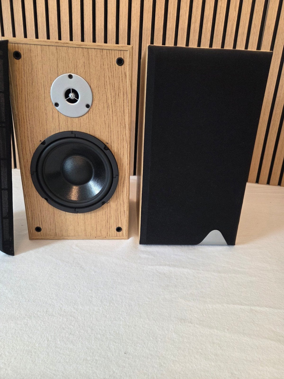 Speakers, TV, Hi-fi & Vidéo, Enceintes, Enlèvement ou Envoi, Reconditionné, 60 à 120 watts, Enceinte d'étagère