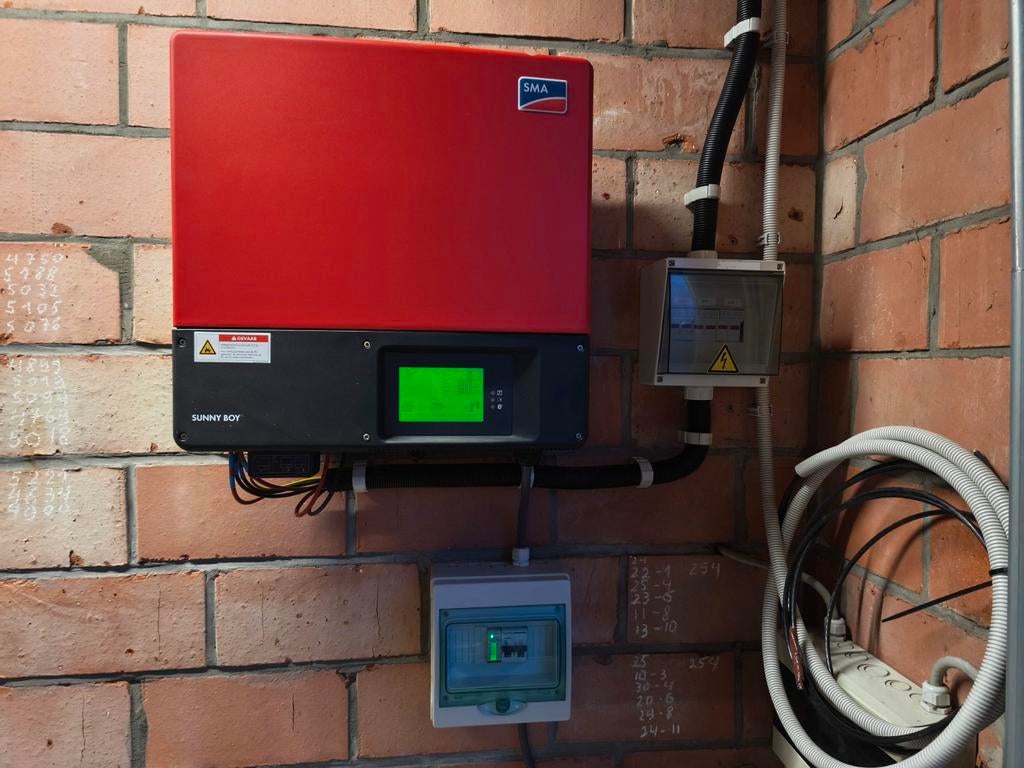 SMA SONNYBOY 4KWH 1 POLIG, Enlèvement, Utilisé, Système complet, 200 watts-crêtes ou plus