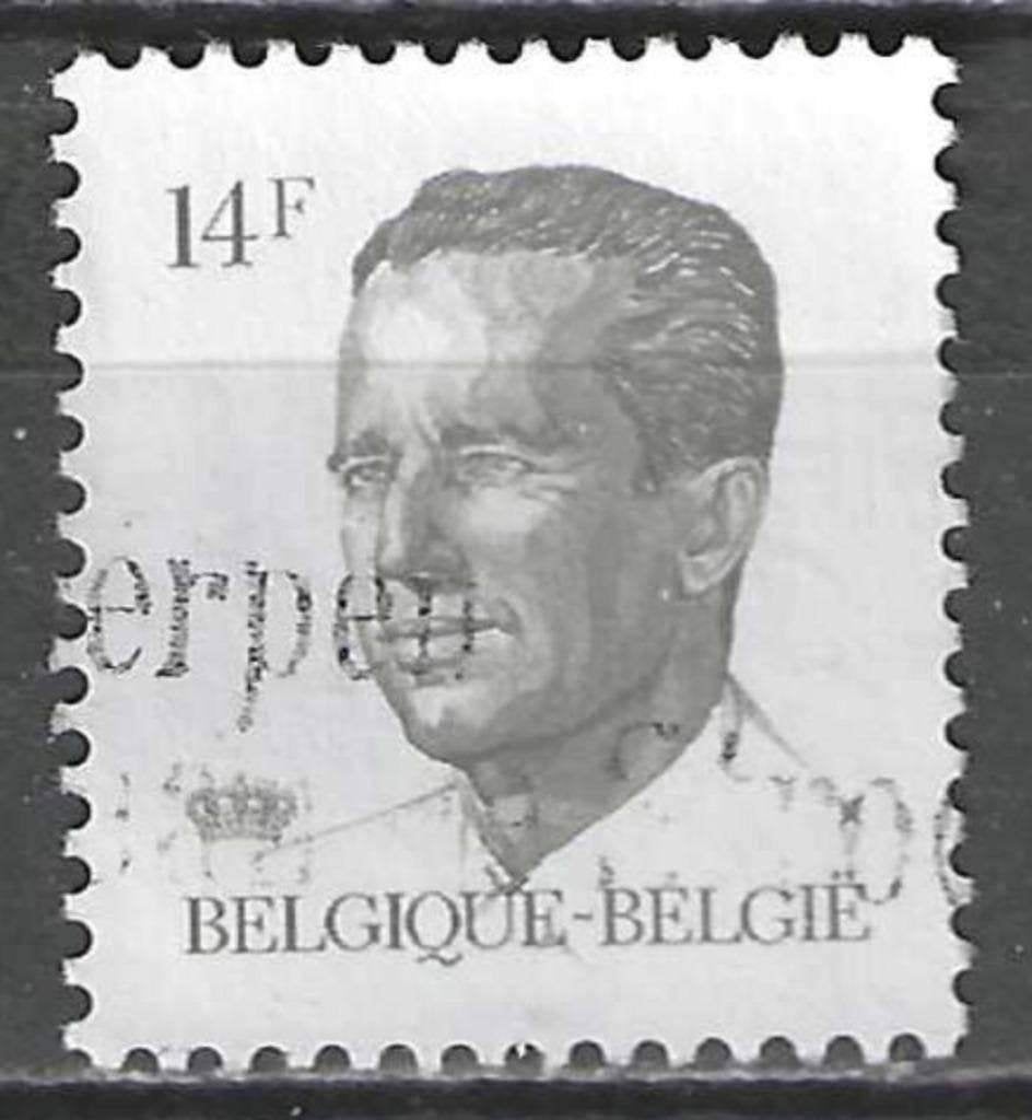 Belgie 1990 - Yvert/OBP 2352 - Koning Boudewijn (ST), Postzegels en Munten, Postzegels | Europa | België, Verzenden, Gestempeld