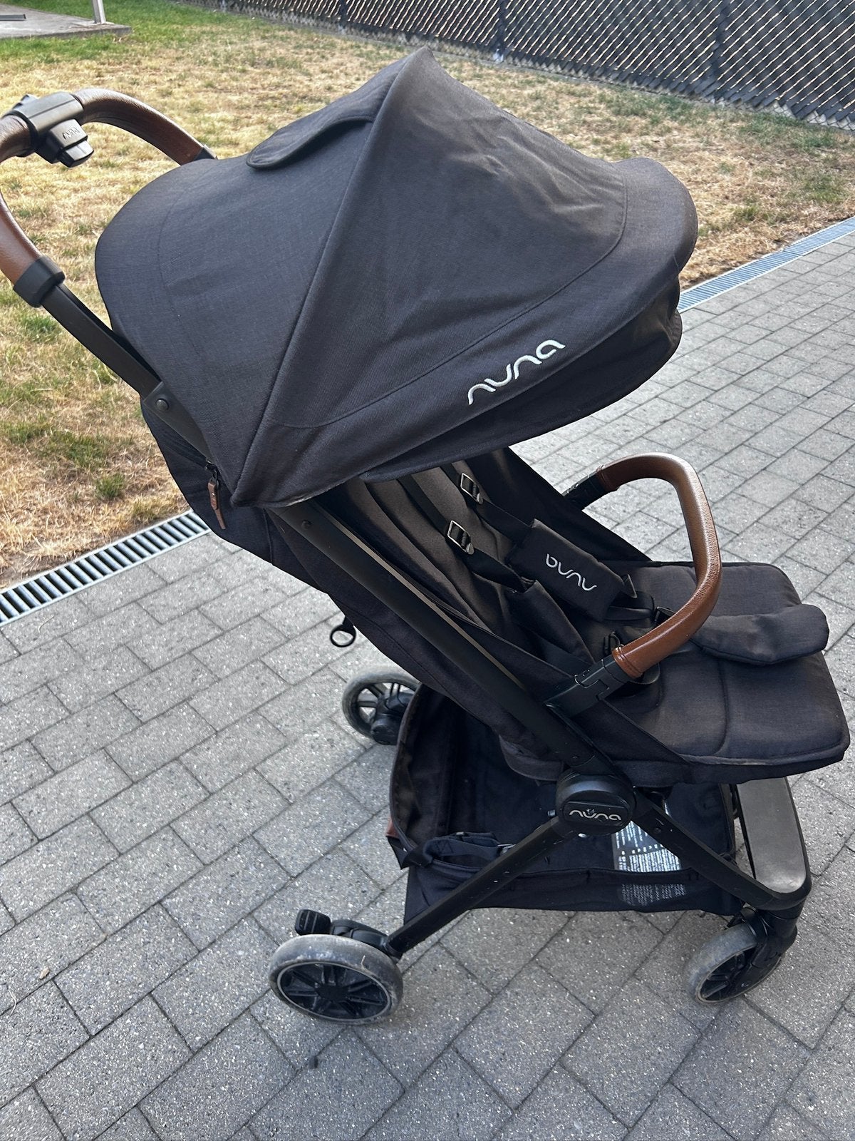 Plooibuggy Nuna TRVL, Kinderen en Baby's, Buggy's, Ophalen, Zo goed als nieuw