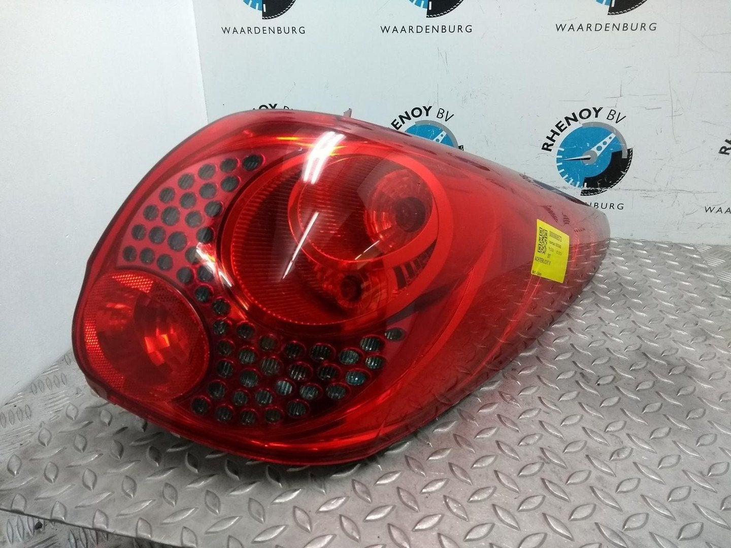 PEUGEOT 207 1.4 VTi Sublime ACHTERLICHT R 2008, Autos : Pièces & Accessoires, Éclairage, Utilisé, ARN reconnu, Stiba membre, Reconnu durable