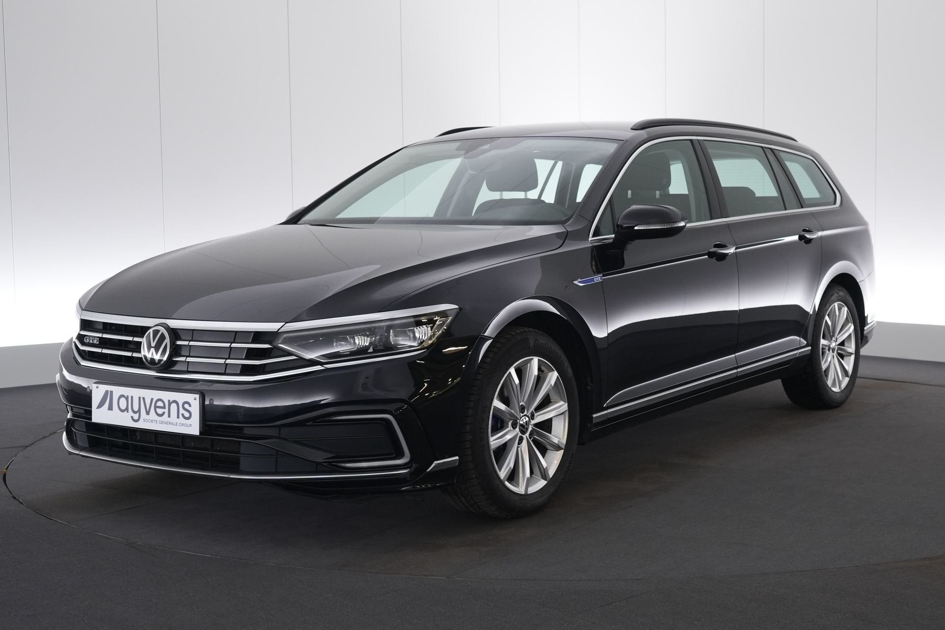 (2CJN087) VOLKSWAGEN PASSAT VARIANT, Auto's, Stof, Gebruikt, Euro 6, Zwart