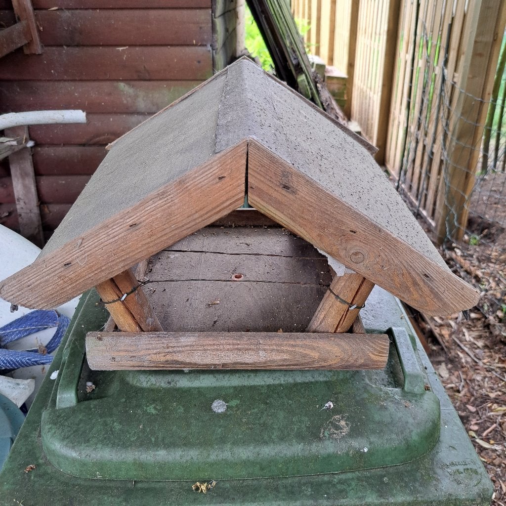 GRATIS : houten voeder vogelhuisje, Ophalen, Gebruikt